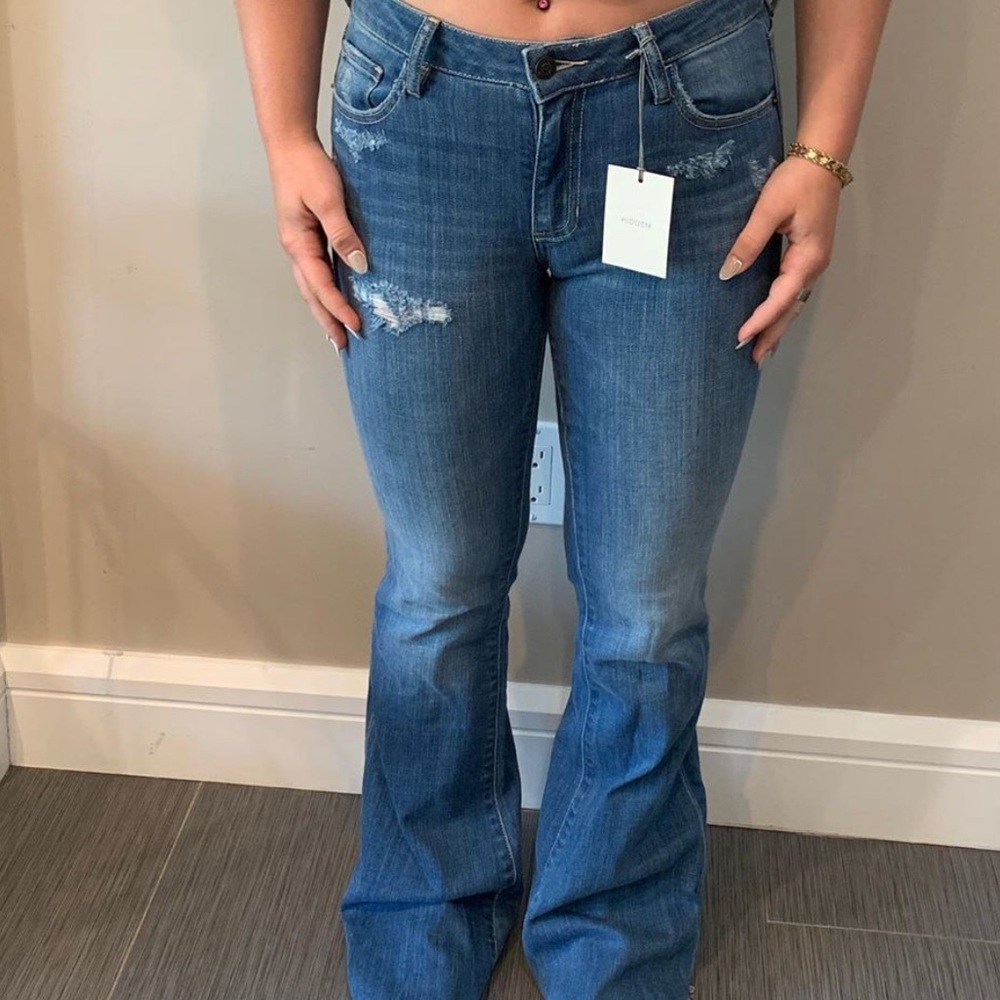Flared Jeans